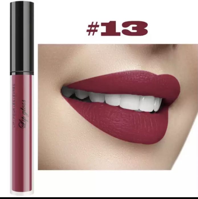 Матовый блеск для губ ( новый)