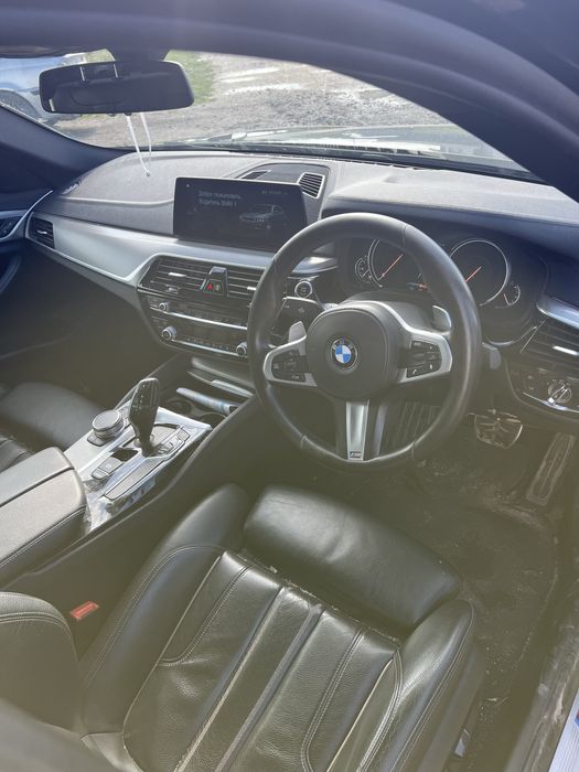 Bmw g30 520d розборка  Запчастини капот крило фари мотор