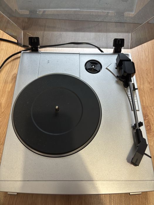 Gramofon Kenwood P-110