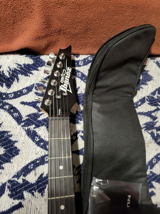 Guitarra electrica Ibañez (Gio)