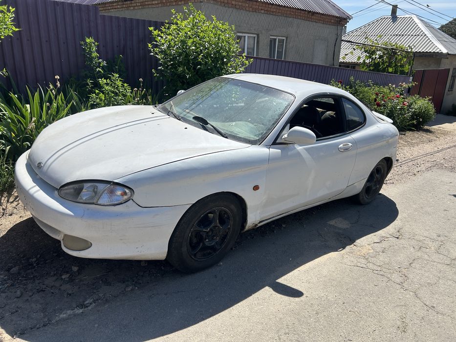 Разборка Hyundai Coupe первого поколения (RD) 2.0 механика