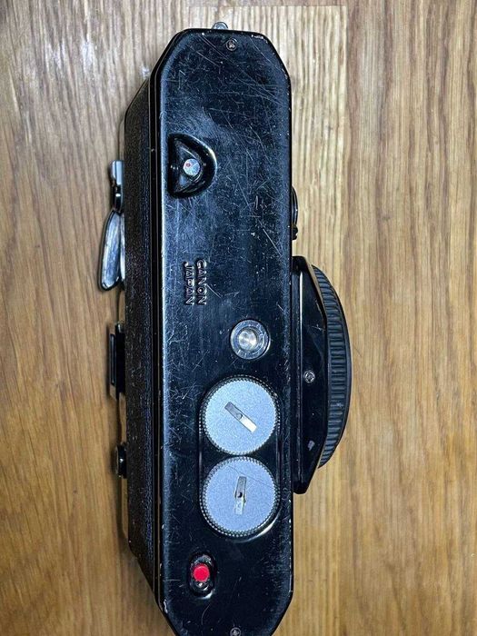 Плівковий фотоапарат Canon EF