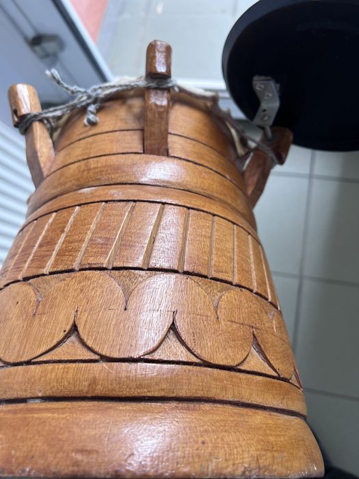 Bongos rzeźbiony muzyka etniczna