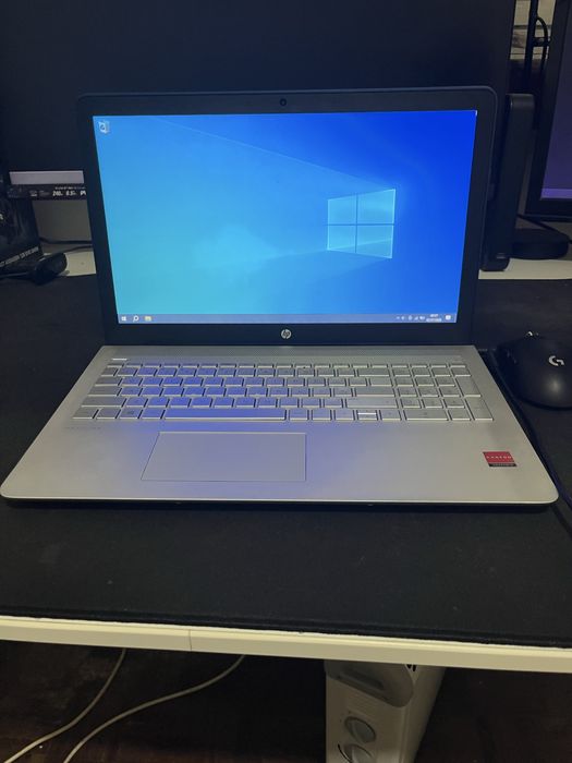HP Pavilion 15 | AMD A10 | 4GB RAM | 1TB HDD | Bom Estado