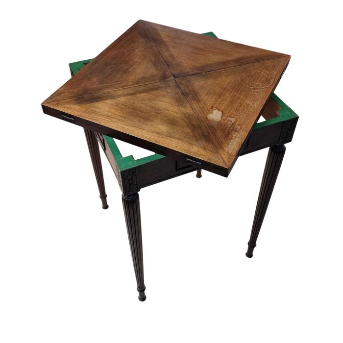 Mesa de jogo antiga – estilo envelope tampo articulado e feltro verde