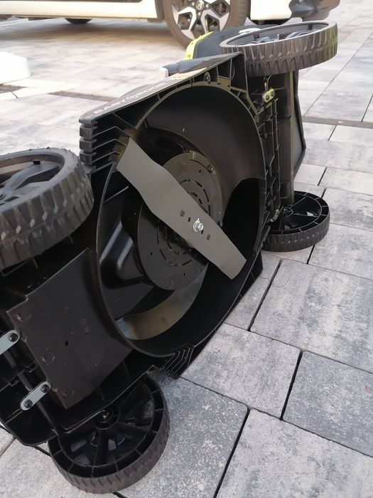 Kosiarka Akumulatorowa +Podkaszarka RYOBI 33cm OLM1833B 5Ah