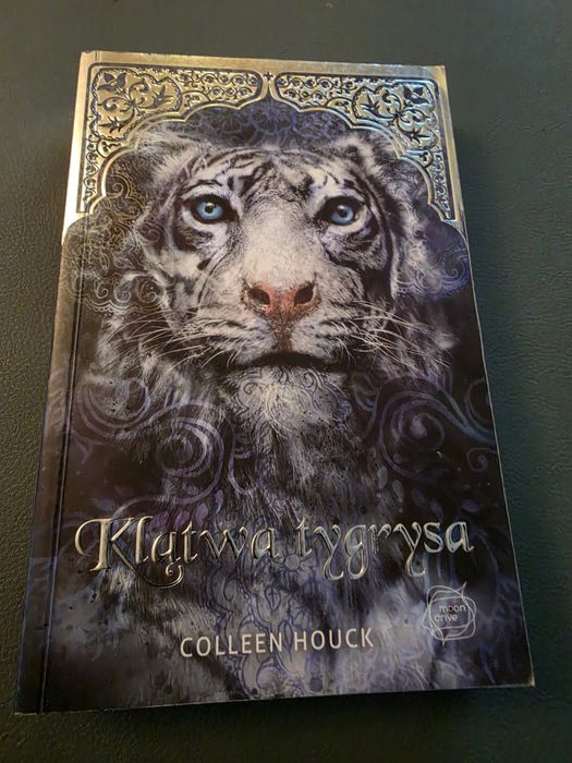 Klątwa tygrysa    COLLEN  HOUCK