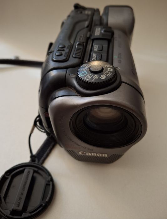 Câmara Canon UC-X2Hi Hi8 – Som Stereo – Kit Completo e Funcional