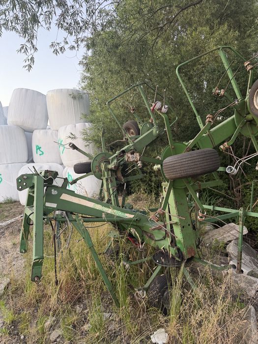 Rozbijak do pokosów stholl 580