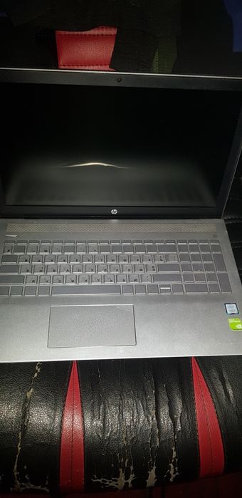 Не рабочий ноутбук HP Pavilion 15 intel i5-7200u/8Gb/nvidia 940MX