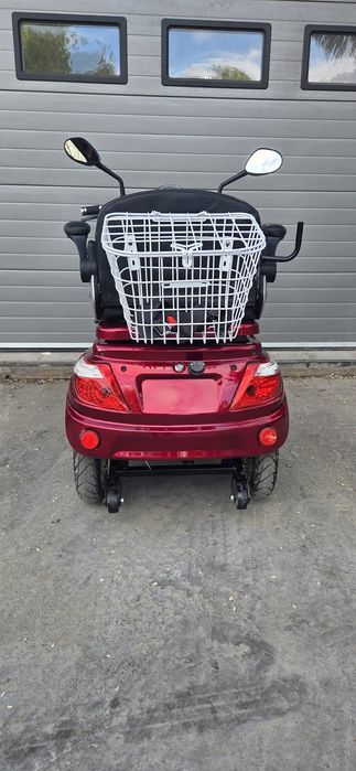 Wózek do pomocy w poruszanie się