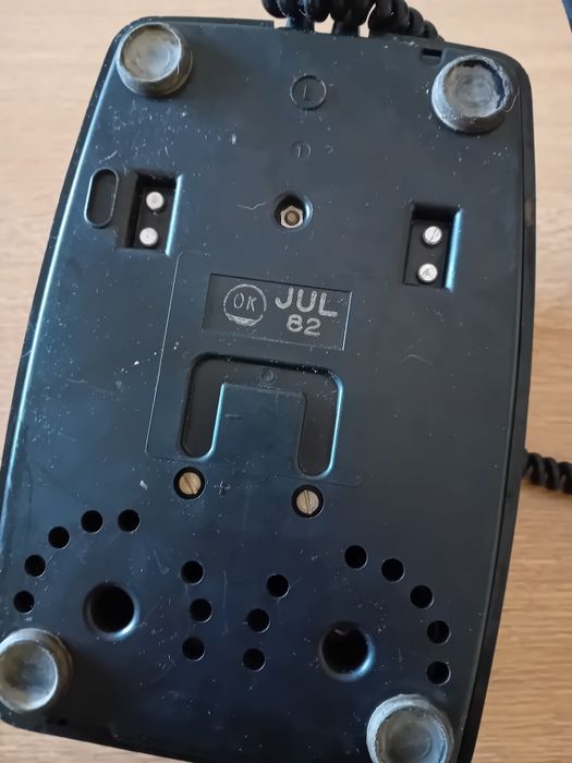 Telefone antigo.