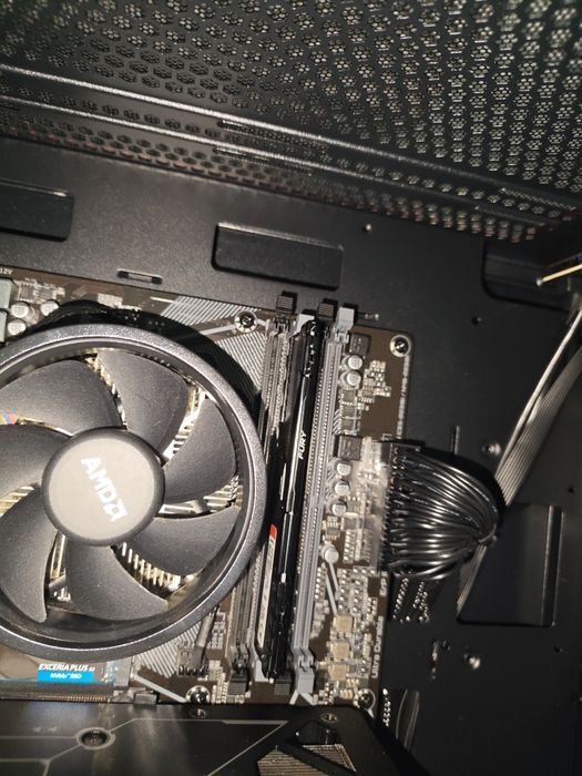 PC gaming 5060 novo montado