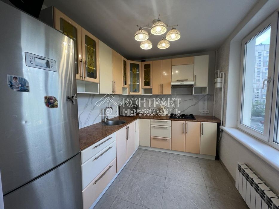 Продам 3к.кв 522 м/р Валентиновская ваучер сертификат метро Студентська Салтівське