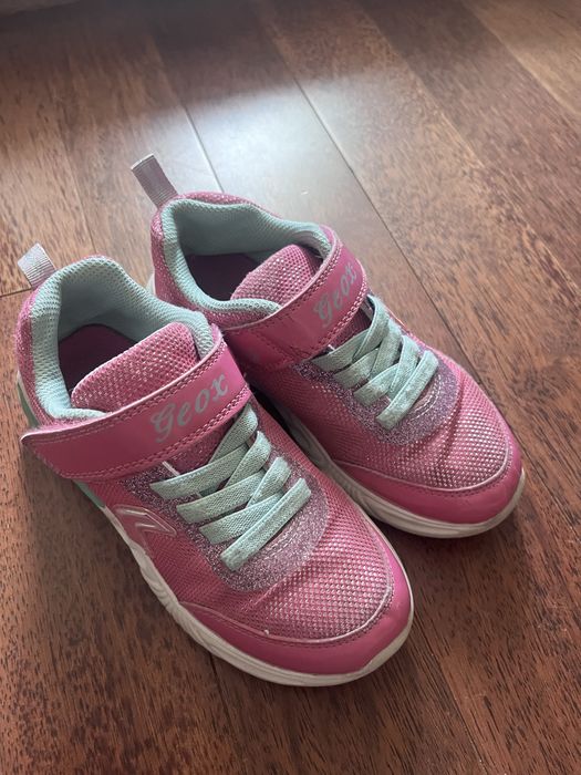 Buty Geox rożowe rozm.31