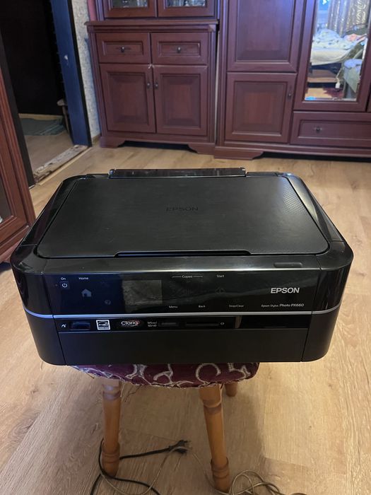принтер-сканер Epson px660