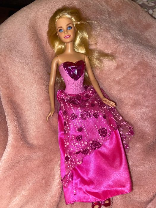 Барбі з колекції Barbie Gem Fashion Princess