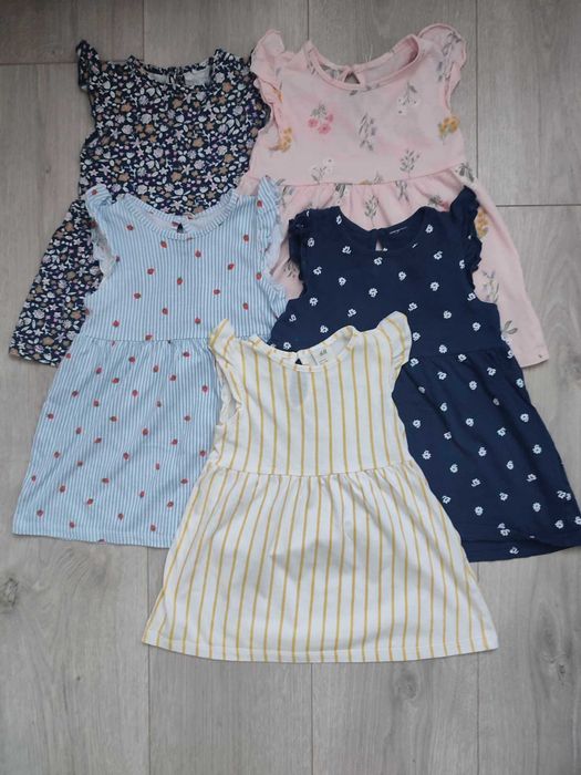 5 sukienek H&M, rozmiar 74
