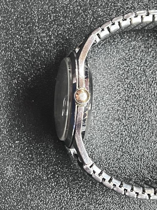 Relogio KERED, 17 jewels, funciona, sinais de uso, 60’s Vintage