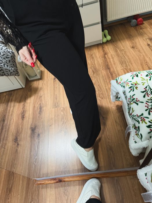 Czarny elegancki damski kombinezon S/M