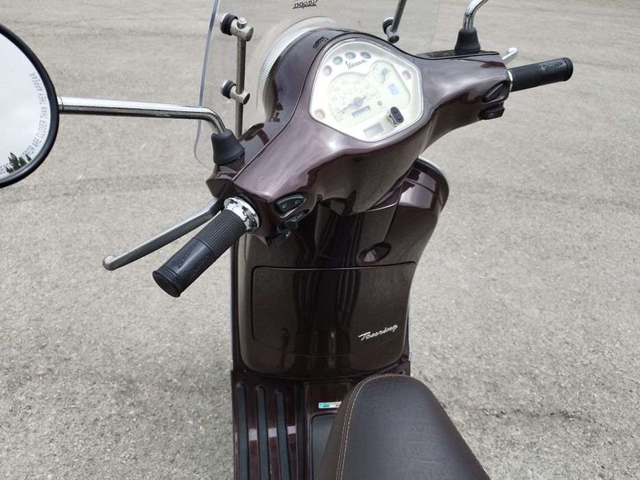 Vespa lx 125 touring