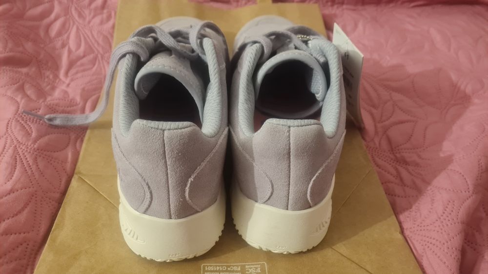 Buty sportowe damskie 4F, skórzane, nowe, r.41