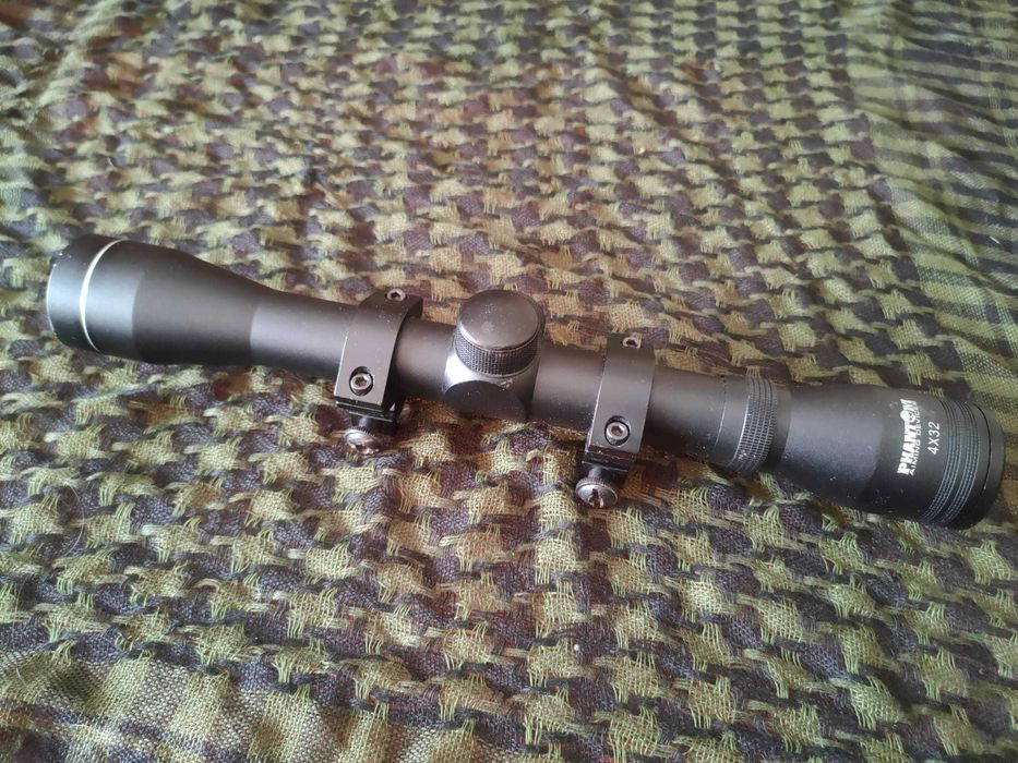 Mira telescópica 4x32