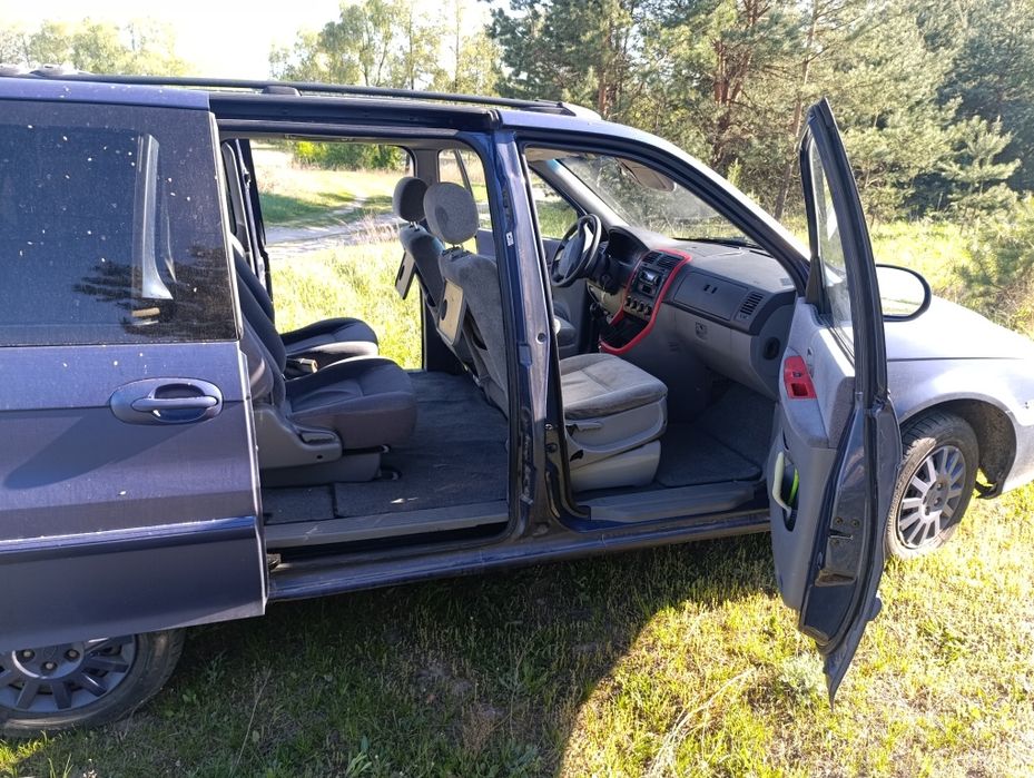 Продам Кіа Карнавал