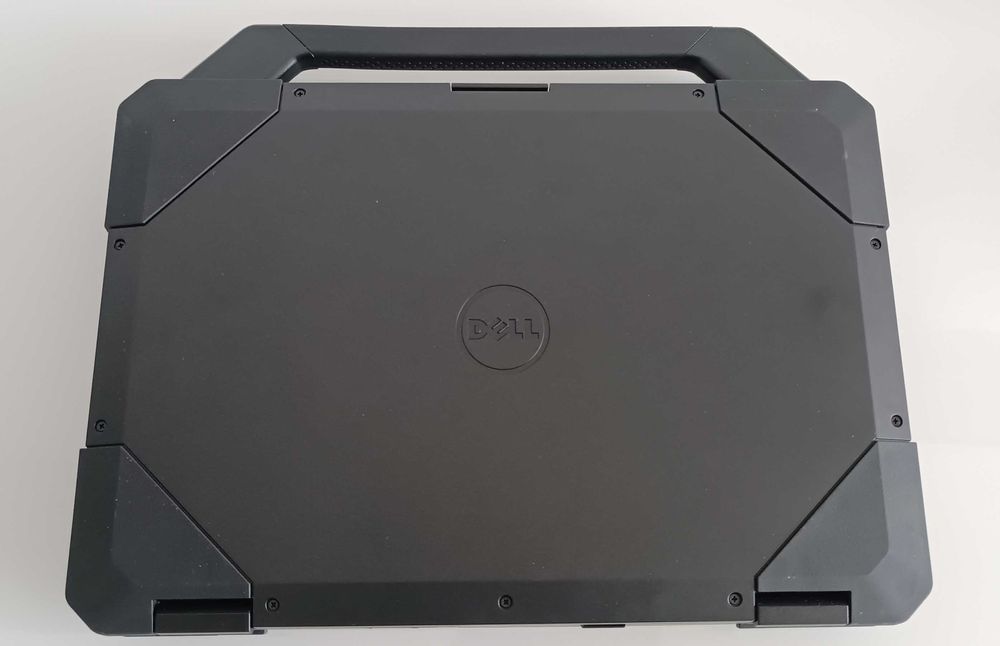 Dell Latitude 14 5414 Rugged FHD Touchscreen/16GB RAM/SSD
