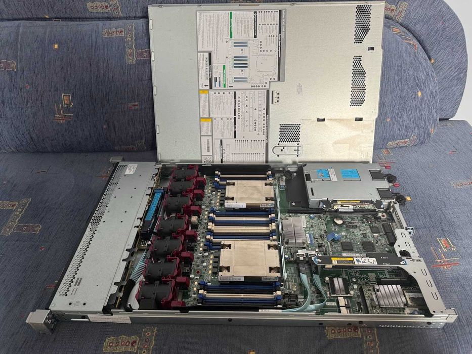 HP ProLiant DL360 G9 2x Xeon E5-2673v4