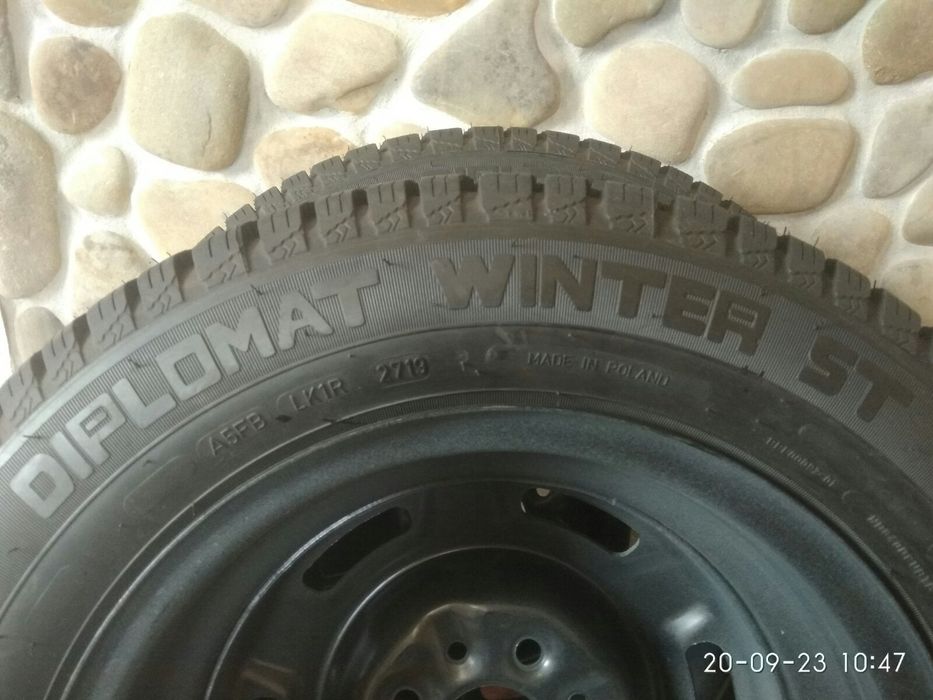 Зимові шини Diplomat Winter ST 165/70 R13 79T  на дисках.