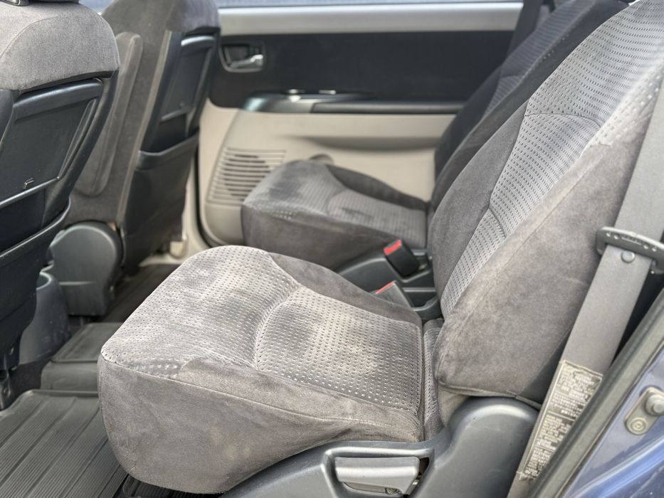 Mitsubishi Grandis на автомате