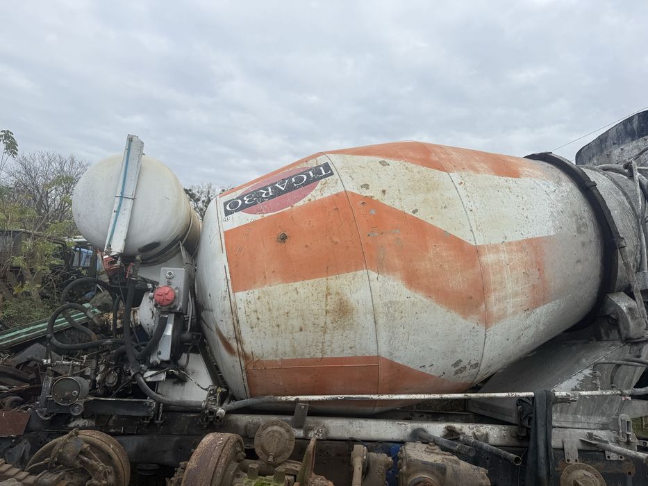 Груша 6куб бетонозмішувачь мішалка
