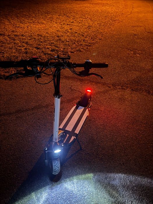 Електросамокат 700 ват