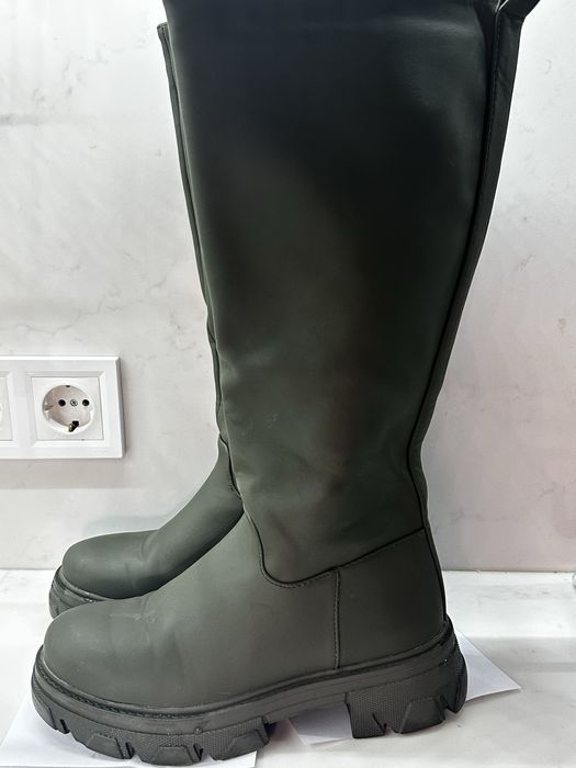 Високі зелені жіночі чоботи answear lab 37 розмір