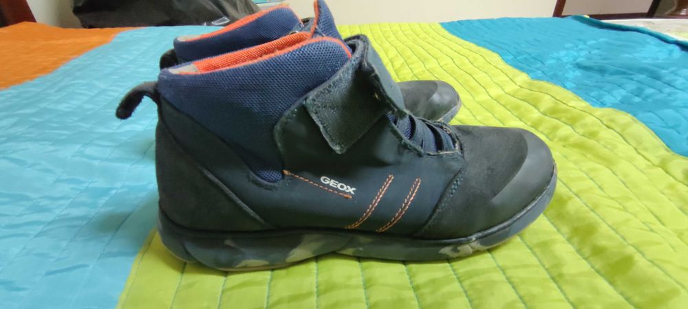 Sapatilhas/bota da Geox em pele. Excelente estado n.º 38