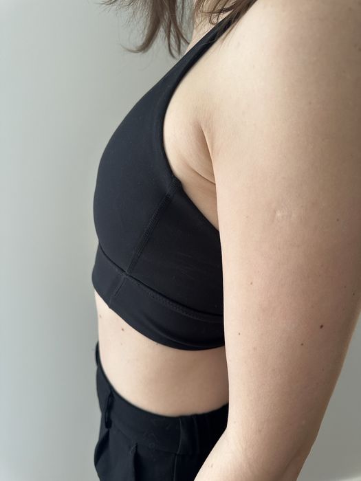 H&M biustonosz sportowy