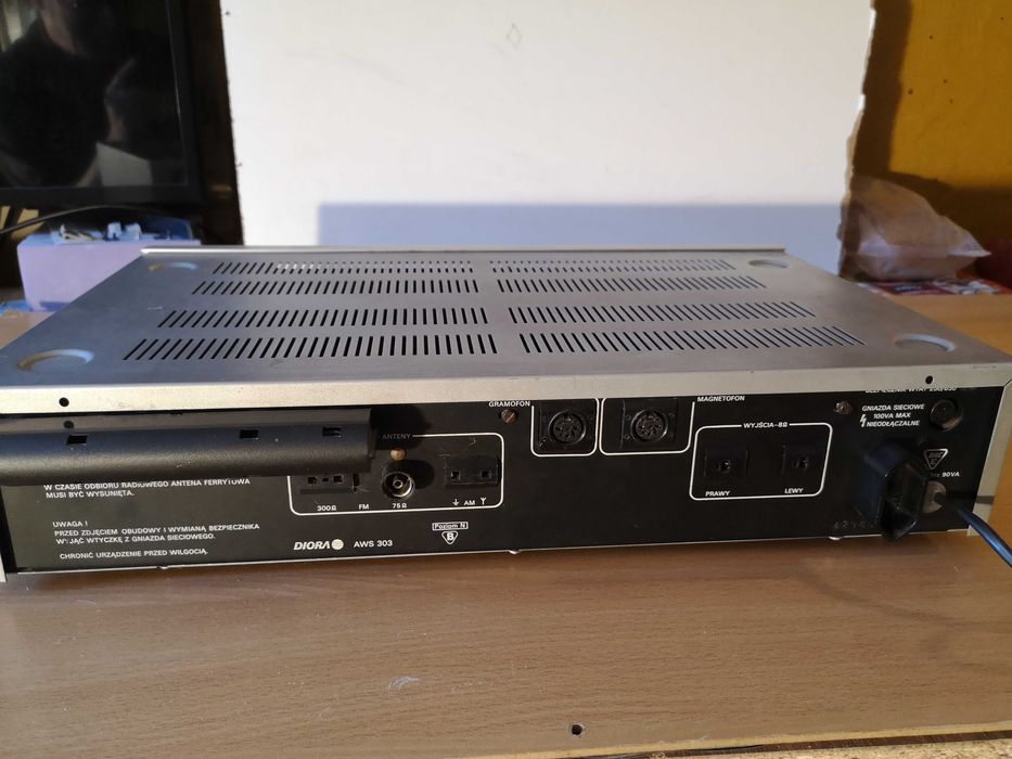 sprzedam   amplituner -Technics  SA-DX750  (sprzedany )  oraz Tosca  303   ,stan doskonały