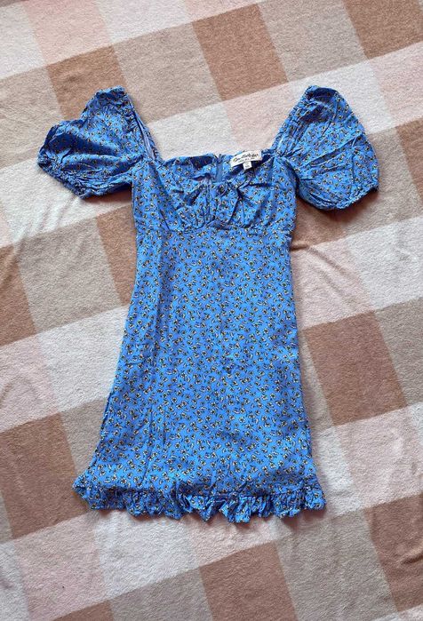 Błękitna sukienka miss selfridge