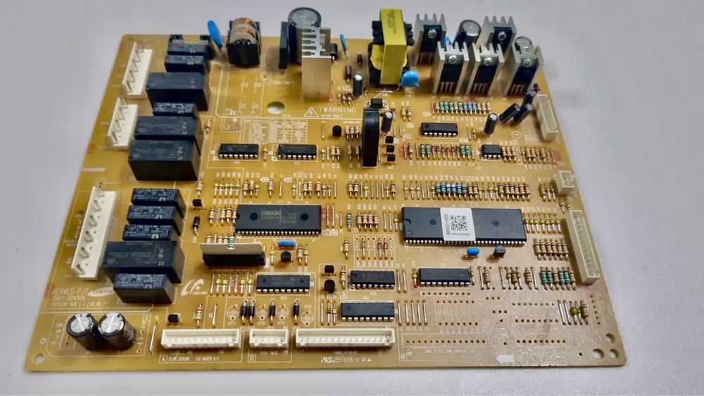 Ремонт холодильників на дому Київ. Лівий-Правий берег Києва. 24/7