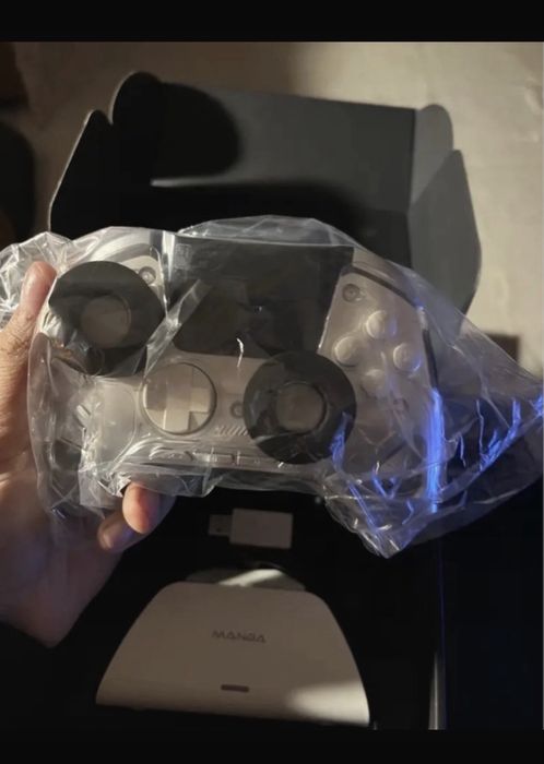 Gamepad Mamba One – Transparente com Ecrã LCD (Estado novo)