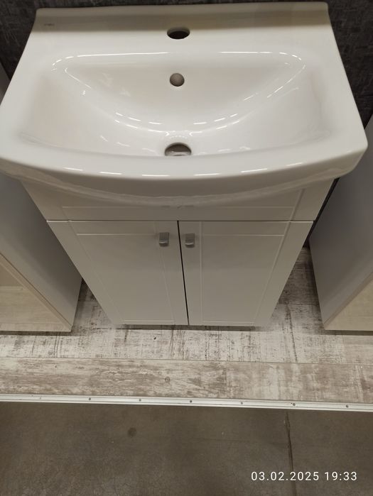 Продам тумбу 60 см