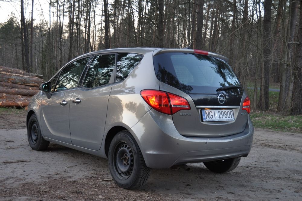 Opel Meriva B   *2010*  1.4t  doinwestowany.