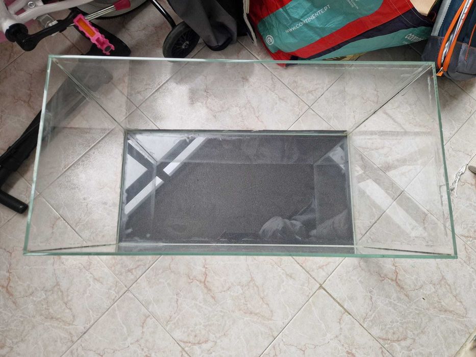 Aquário vidro extra claro - 60L