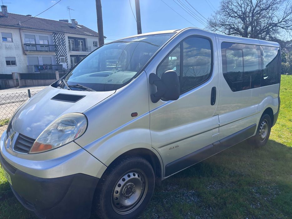 Renault Trafic  9 Lugares