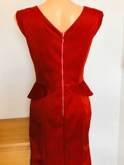 OKAZJA! Elegancka czerwona suknia wieczorowa rozm.36 sexy