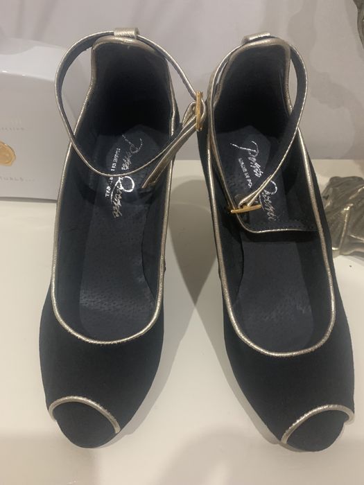 Sapatos em pele, como novos, T. 35