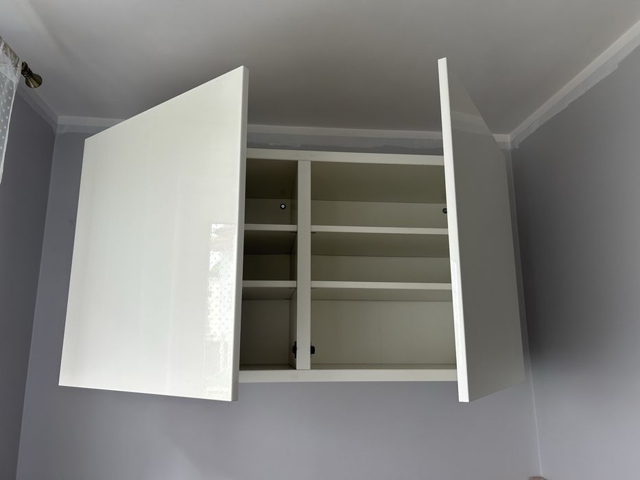 Szafka wiszaca Ikea polysk