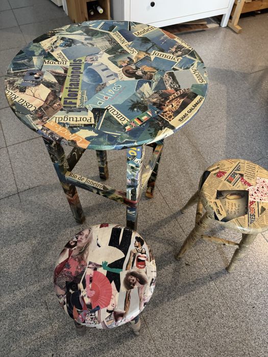 Conjunto mesa e 2 bancos unicos