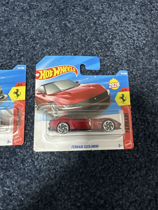 Hot wheels 2 sztuki